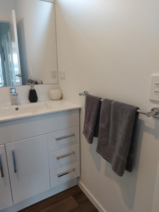 Lake Escape - Brand New Warm And Quiet Two Bedroom Apartment Otematata Kültér fotó