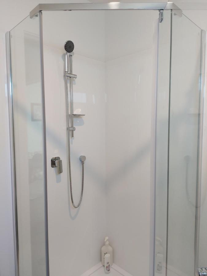 Lake Escape - Brand New Warm And Quiet Two Bedroom Apartment Otematata Kültér fotó